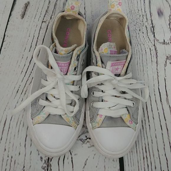 Converse Double Upper Gray Floral Sneakers - Picture 2 of 10